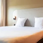 Akena Reims 3*