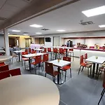 Hotel Akena Reims Bezannes 3*