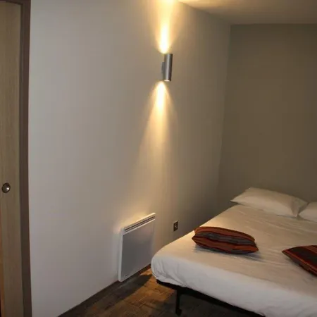 מלון Akena Reims 3*