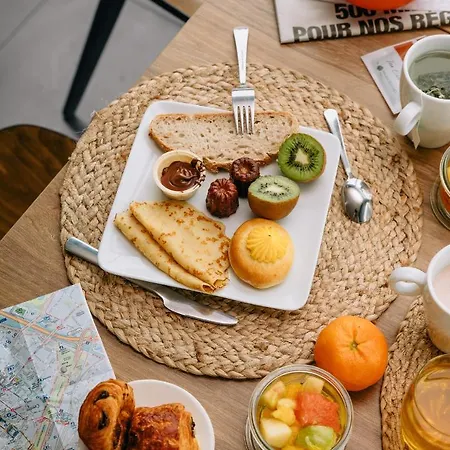 Akena Reims Szálloda Bezannes