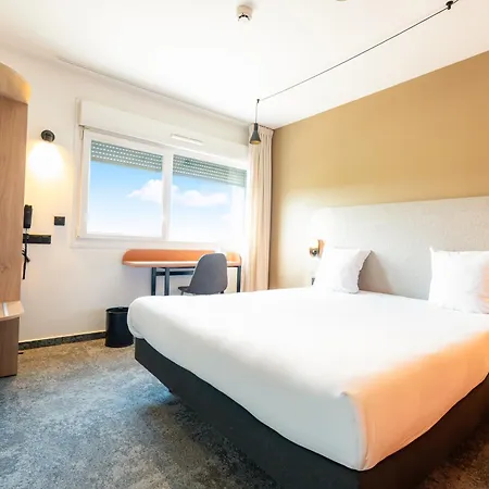 Hotel Akena Reims Bezannes 3* Bezannes