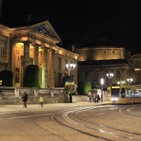 Akena Reims 3* Bezannes