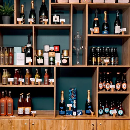 Akena Reims 3* Bezannes