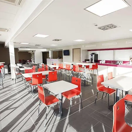Hotel Akena Reims Bezannes 3* Bezannes